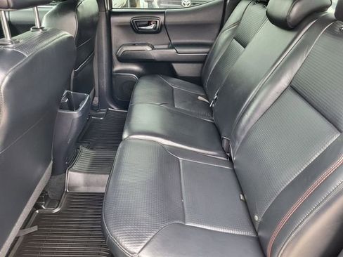 Used 2017 Toyota Tacoma TRD Pro AWD/4WD image 23