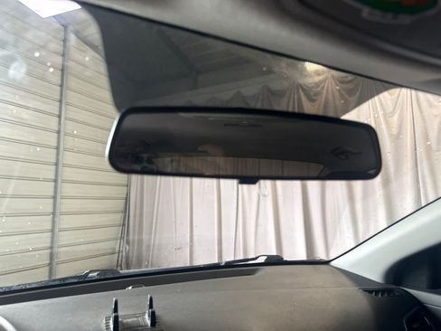 Used 2017 Hyundai Elantra SE FWD image 22