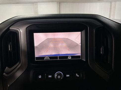 Certified 2022 Chevrolet Silverado 1500 Custom AWD/4WD image 14