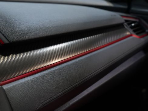 Used 2019 Honda Civic Type R image 47