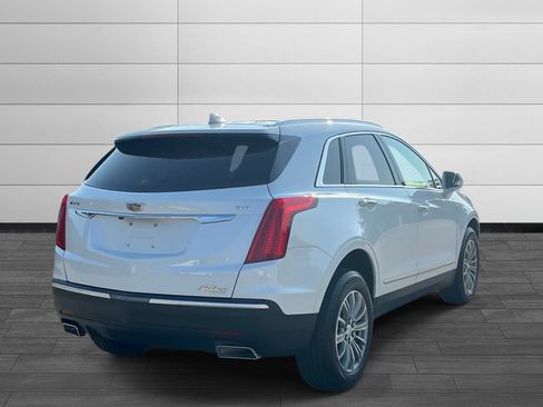 Used 2018 Cadillac XT5 Luxury w/ Driver Awareness Package FWD image 5