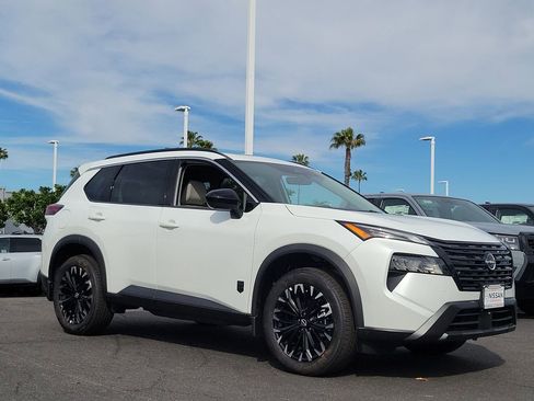 New 2026 Nissan Rogue SV FWD image 22