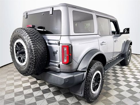 Used 2024 Ford Bronco Outer Banks w/ Sasquatch Package image 7