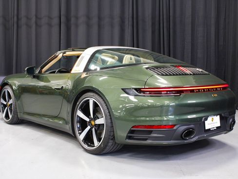 Certified 2021 Porsche 911 Targa 4S image 3