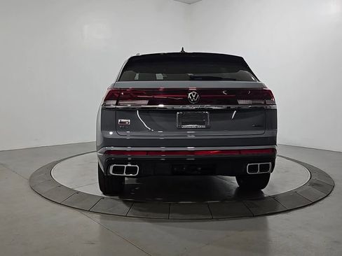 New 2026 Volkswagen Atlas Cross Sport SEL Premium R-Line AWD/4WD image 4