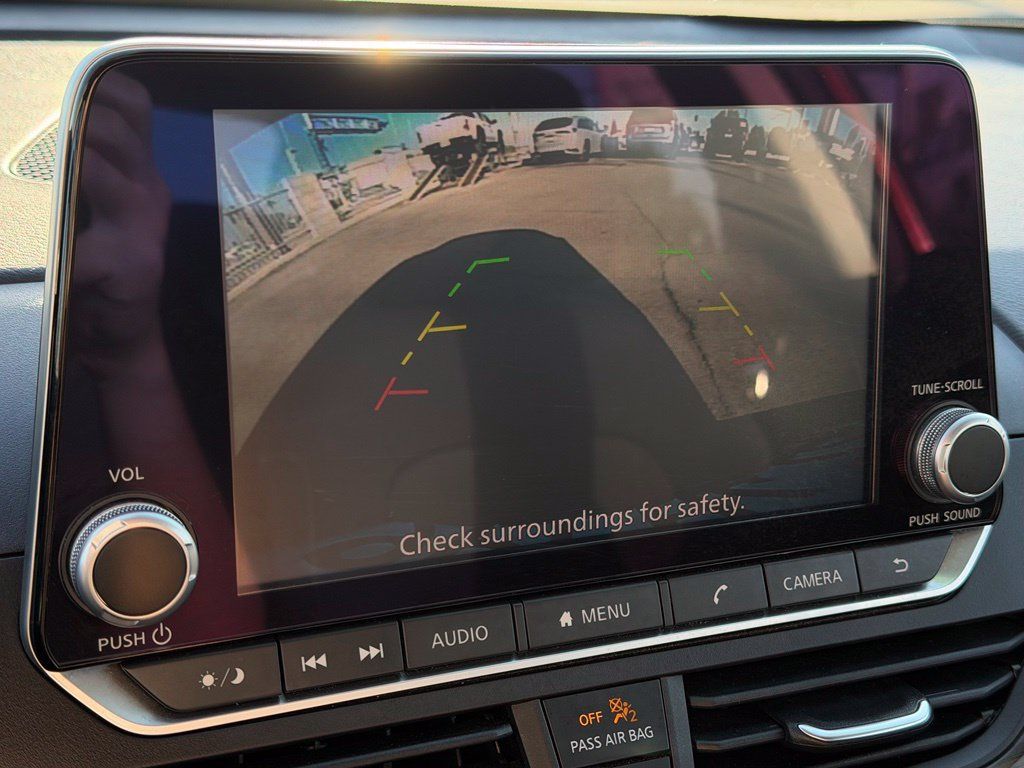 Certified 2025 Nissan Altima 2.5 SV FWD image 30