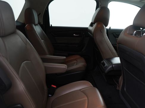 Used 2017 GMC Acadia Limited SLT image 12