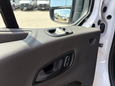 Used 2025 Ford Transit 250 148 High Roof Extended w/ Load Area Protection Package RWD image 11