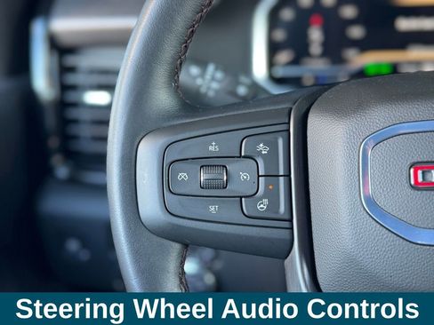 Used 2025 GMC Sierra 2500 AT4X image 10