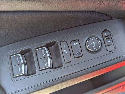 Used 2024 Honda Civic Sport image 22