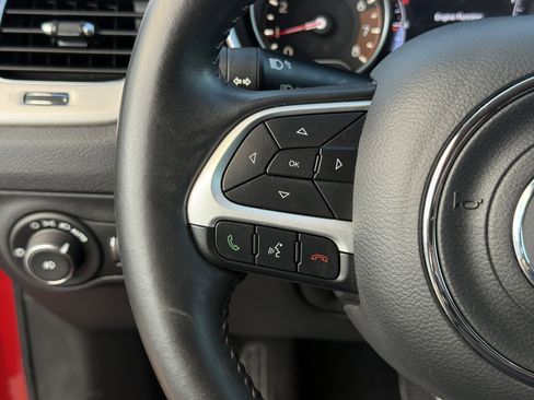 Used 2019 Jeep Compass Latitude w/ Popular Equipment Group image 16