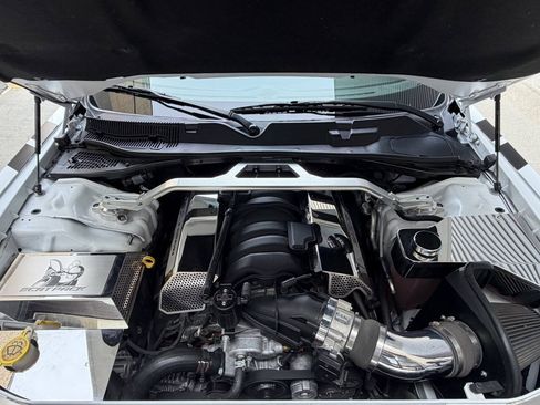 Used 2022 Dodge Challenger R/T Scat Pack RWD image 18