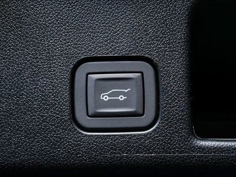 New 2026 Chevrolet Equinox EV RS image 28