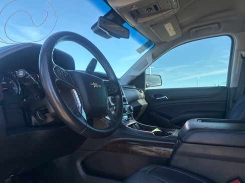 Used 2018 Chevrolet Tahoe LT image 31