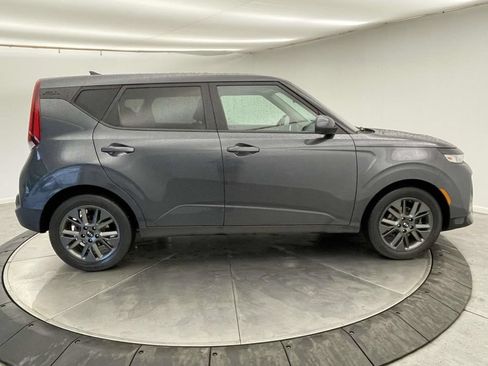 Used 2021 Kia Soul S FWD image 6