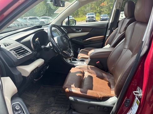 Used 2019 Subaru Ascent Touring w/ Popular Package #2 AWD/4WD image 5