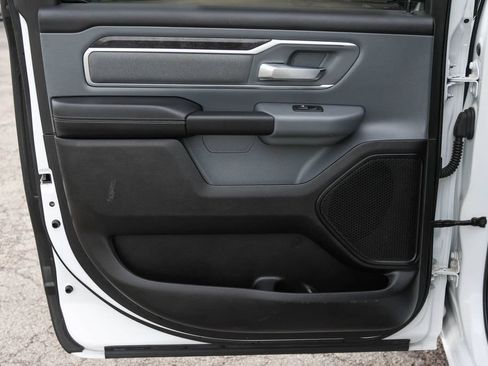 Used 2022 RAM 1500 Big Horn AWD/4WD image 11