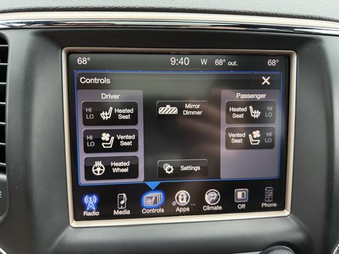 Used 2015 Jeep Grand Cherokee Limited w/ Luxury Group II AWD/4WD image 26