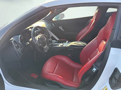 Used 2015 Chevrolet Corvette Stingray Coupe w/ Battery Protection Package RWD image 2