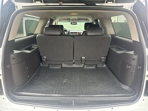 Used 2010 GMC Yukon XL SLT image 24