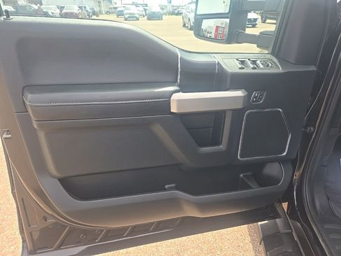 Used 2020 Ford F150 Lariat w/ Equipment Group 502A Luxury AWD/4WD image 13