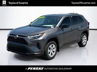 Used 2023 Toyota RAV4 LE AWD/4WD video 1