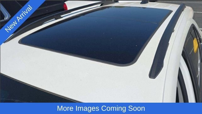 Used 2023 Chevrolet Equinox LT FWD image 7