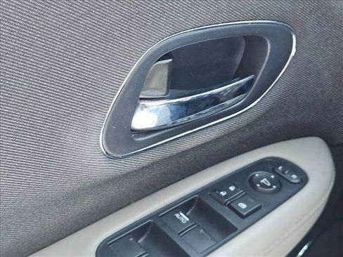 Used 2020 Honda HR-V EX image 13