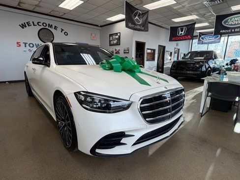 Used 2022 Mercedes-Benz S 580 S 580 4MATIC Sedan image 4