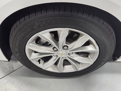 Used 2024 Chevrolet Malibu LT FWD image 18