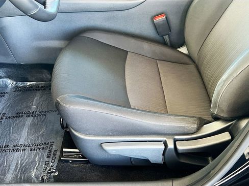 Used 2025 Nissan Sentra SV w/ All-Weather Package FWD image 18