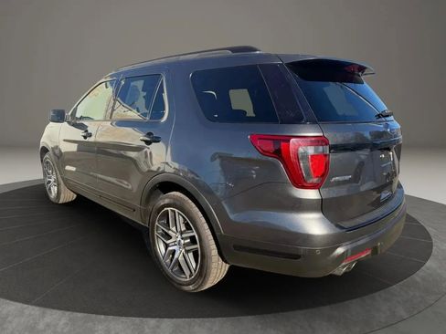Used 2018 Ford Explorer Sport image 5