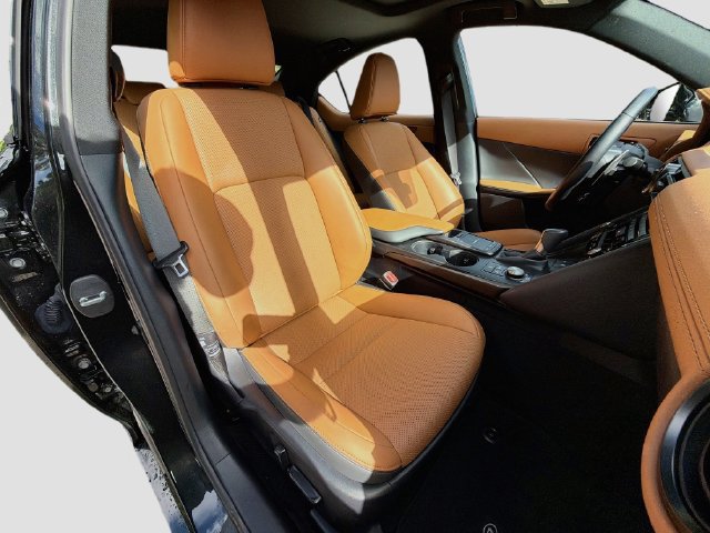 Used 2025 Lexus IS 350 F Sport w/ Accessory Package RWD image 14