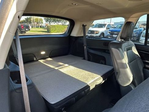 Used 2023 Lincoln Aviator Reserve w/ Equipment Group 201A image 14