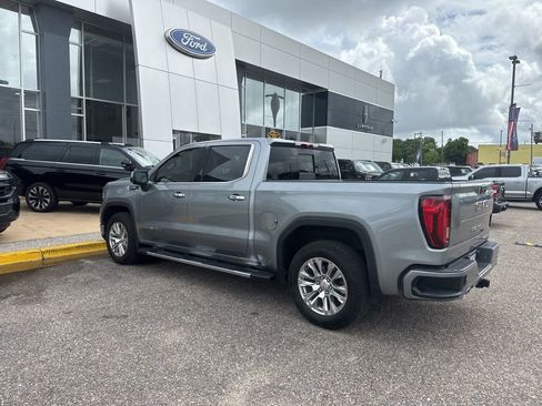 Used 2025 GMC Sierra 1500 Denali AWD/4WD image 12