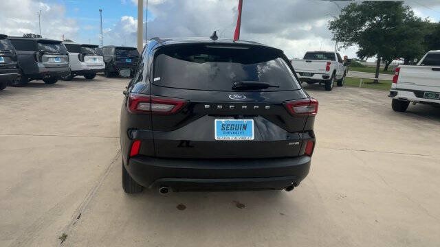 Used 2025 Ford Escape ST-Line Select AWD/4WD image 7