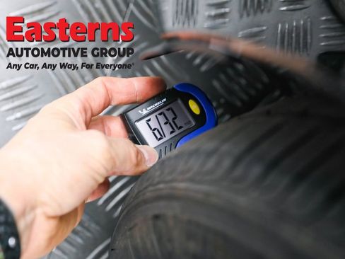 Used 2025 Nissan Altima 2.5 SV image 26