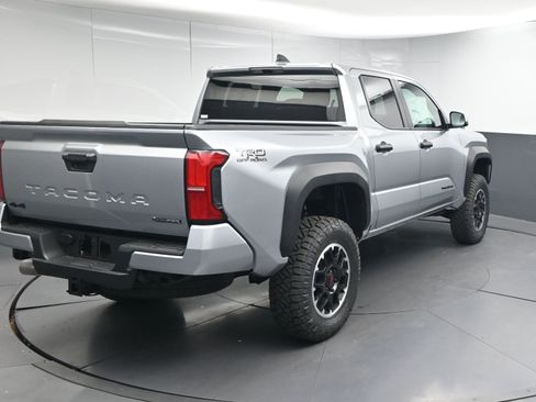 New 2025 Toyota Tacoma TRD Off-Road image 8