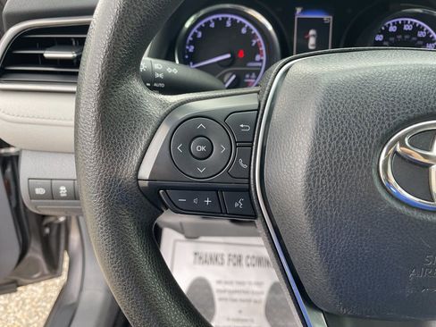 Used 2019 Toyota Camry LE image 15
