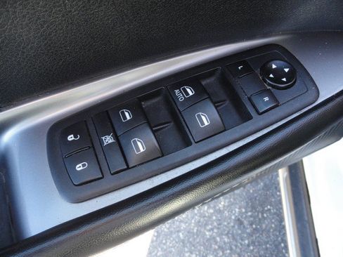 Used 2019 Dodge Journey Crossroad AWD/4WD image 18