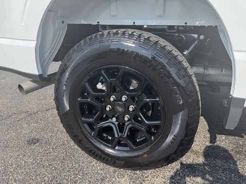 Used 2024 Ford F150 XLT w/ Equipment Group 302A MID image 6