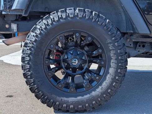 Used 2016 Jeep Wrangler Unlimited Sport w/ Quick Order Package 24S AWD/4WD image 43