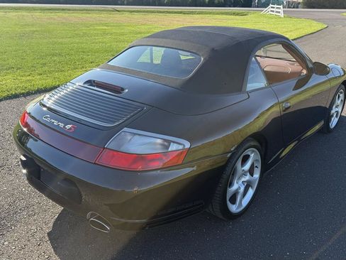 Used 2004 Porsche 911 Carrera 4S AWD/4WD image 6