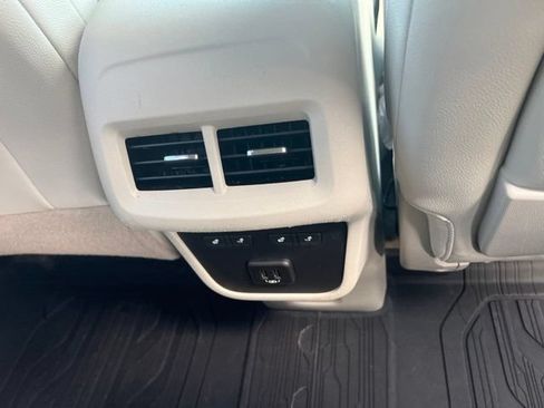 Used 2024 GMC Terrain Denali w/ Black Diamond Edition AWD/4WD image 30