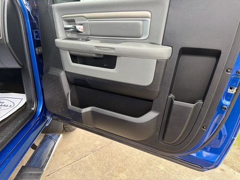 Used 2014 RAM 1500 Express AWD/4WD image 16