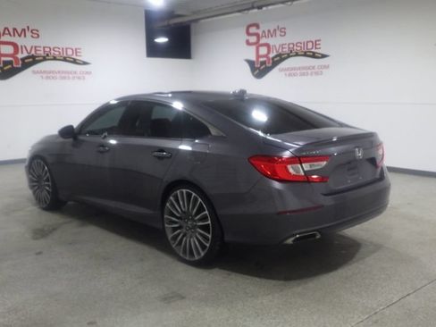 Used 2020 Honda Accord Sport image 2