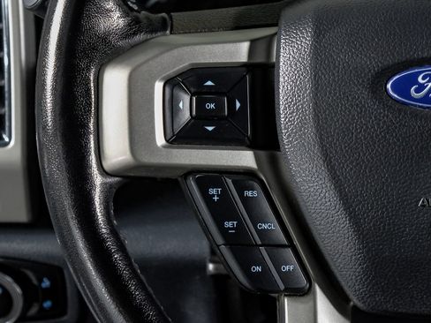 Used 2022 Ford F350 Lariat w/ Lariat Value Package AWD/4WD image 17