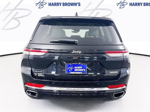 Used 2023 Jeep Grand Cherokee Overland AWD/4WD image 32