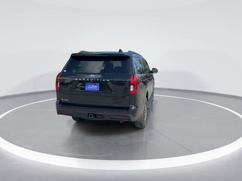 Certified 2025 Ford Expedition Active RWD image 6