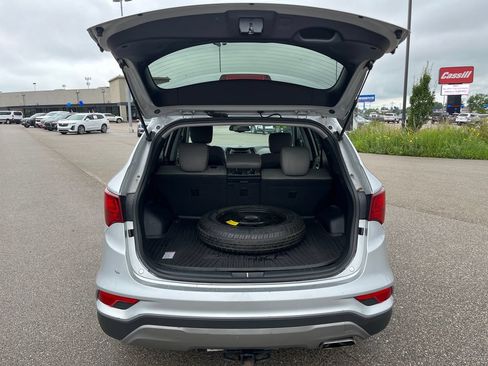 Used 2017 Hyundai Santa Fe Sport FWD image 23